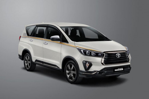 Cuma 1 Jam, Toyota Kijang Innova Limited Edition 50th Anniversary Ludes