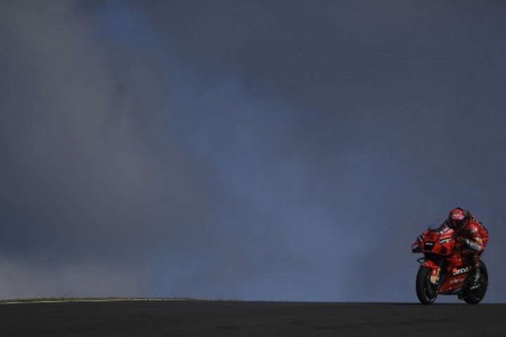 FP II MotoGP Portugal: Bagnaia Terdepan, Marquez di Posisi Enam