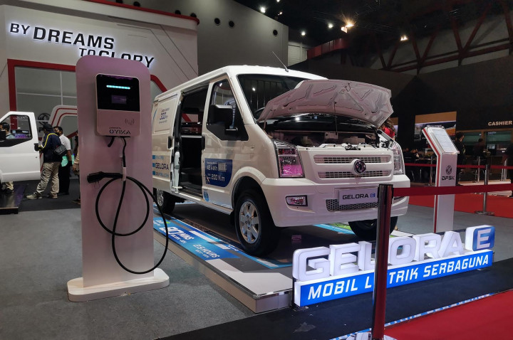 Perjalanan Perdana DFSK Gelora E Resmi Dimulai