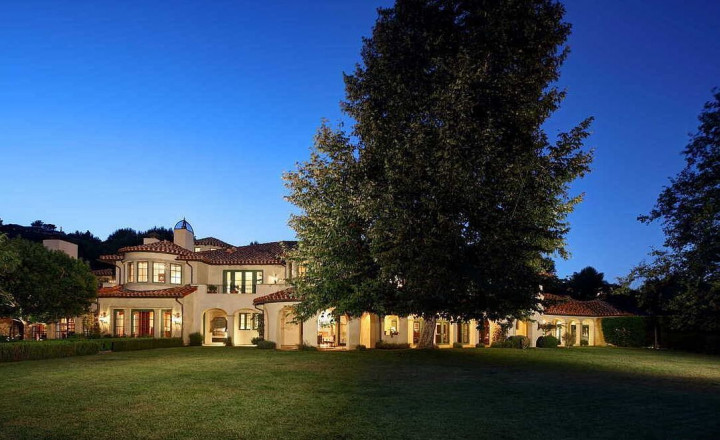 Rumah Baru The Rock Seharga Rp403 Miliar Punya Fasilitas Super Mewah