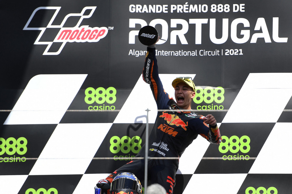 Raul Fernandez Tercepat di Moto2 GP Portugal