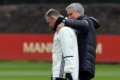 Pemecatan Mourinho oleh Spurs Dianggap Rooney Keputusan Gila
