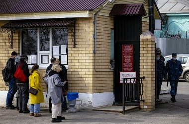 Semakin Lemah, Alexei Navalny Sulit Duduk dan Berbicara