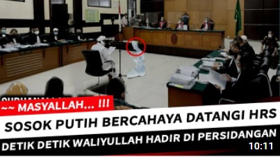 [Cek Fakta] Sosok Putih Bercahaya Muncul di Sidang Habib Rizieq? Ini Faktanya