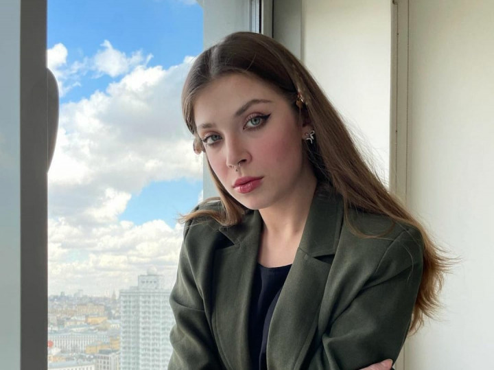 Pelaku Video Porno di Gunung Batur Ternyata Model dari Rusia, IG-nya Diserbu Netizen