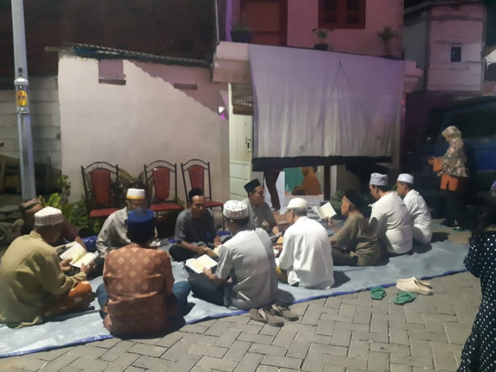 Keluarga Juru Diesel KRI Nanggala Gelar Tahlilan