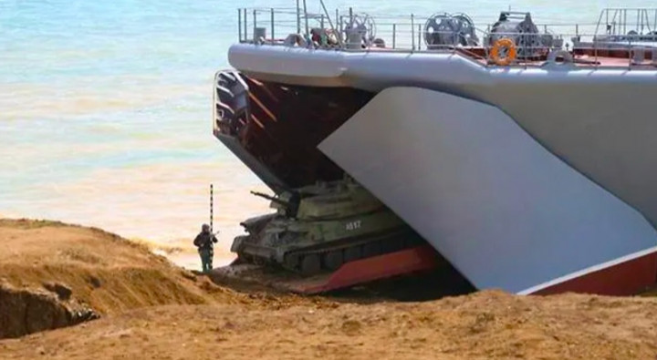 Rusia Akhiri Latihan Militer Besar-besaran di Dekat Ukraina