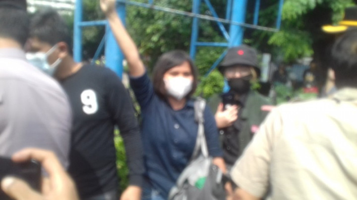 Sempat Ditangkap, Dua Aktivis LBH Jakarta Dibebaskan