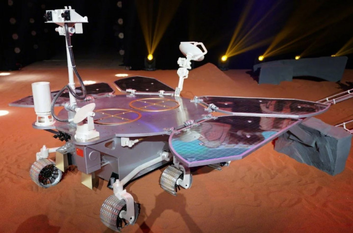 Tiongkok Umumkan Nama Robot Penjelajah Mars, Zhu Rong