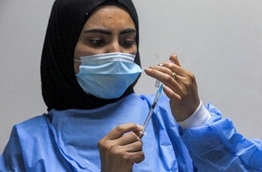 1 Miliar Vaksin Covid-19 telah Disuntikkan ke Masyarakat Global