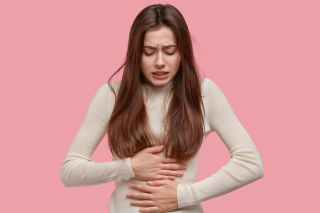 Apakah berpuasa bisa menyebabkan sakit mag atau sakit lambung? Ini kata dr. Reisa Broto. (Foto: Ilustrasi/Freepik.com)