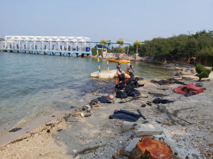 <i>Update</i> Ceceran Minyak PHE ONWJ di Kepulauan Seribu