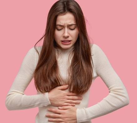 Nyeri endometriosis dapat berupa rasa sakit, kram, perasaan terbakar yang dapat dirasakan cukup ringan hingga berat. (Foto: Ilustrasi. Dok. Freepik.com)