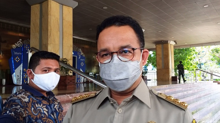Klaster Perkantoran Meningkat, Anies Imbau Karyawan Tertib Gunakan Masker