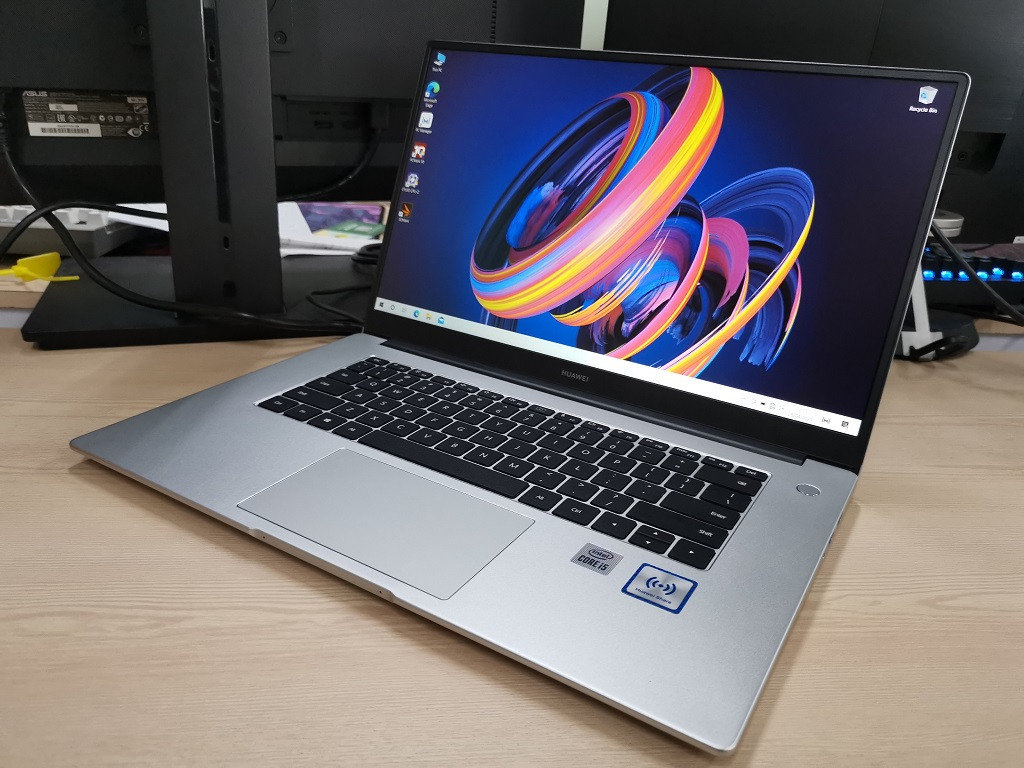 Huawei matebook d15 или d14 что лучше