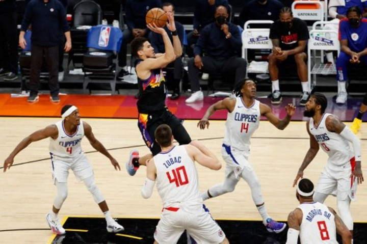 Bungkam Clippers, Phoenix Suns Raih Tiket Playoff