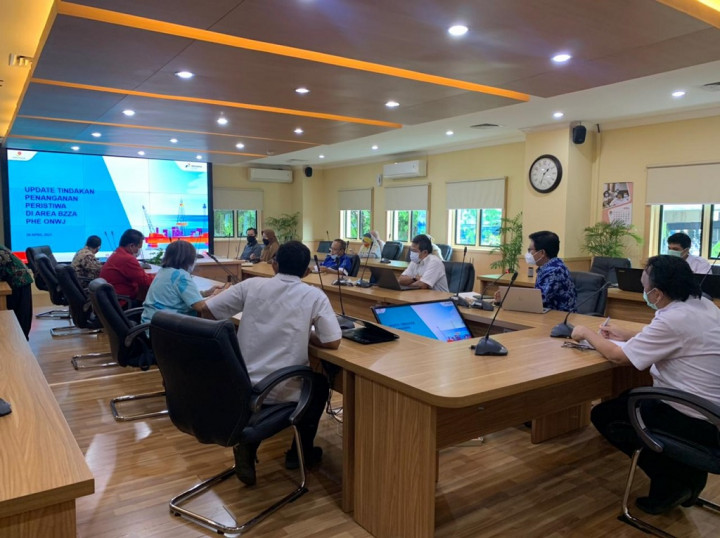 Bersihkan Ceceran Minyak, PHE ONWJ Koordinasi dengan KLHK