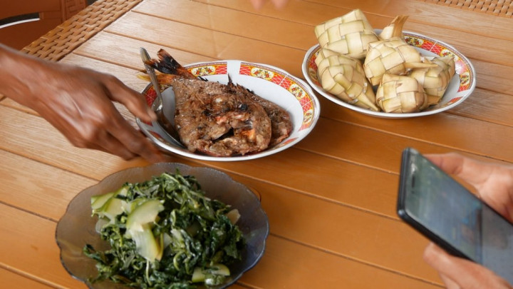 Menyantap Ketupat Ikan Bakar, Kuliner khas Lembata