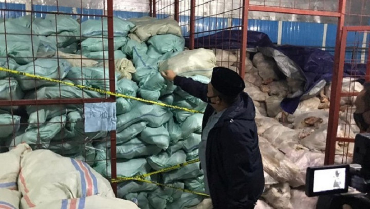 Gudang 8,3 Ton Ikan Giling Berformalin di Palembang Digerebek