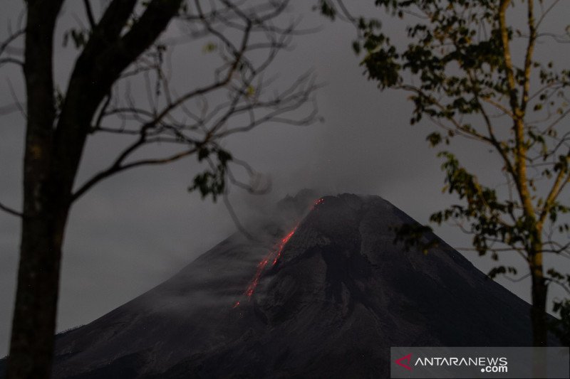 Gunung Merapi. Antara