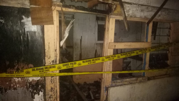 Kebakaran di Kebayoran Lama, Dua Kontrakan Hangus