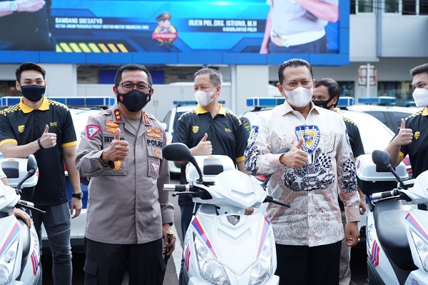 Korlantas Dapat Hibah 10 Motor Listrik, Ini Donaturnya