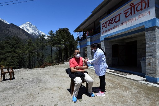 Kasus Meningkat, Nepal Meminta Pertolongan Kiriman Vaksin Covid-19