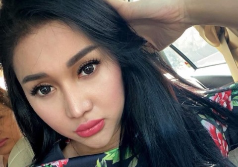 Bikin Geleng Kepala, Lucinta Luna Klaim Sedang Hamil