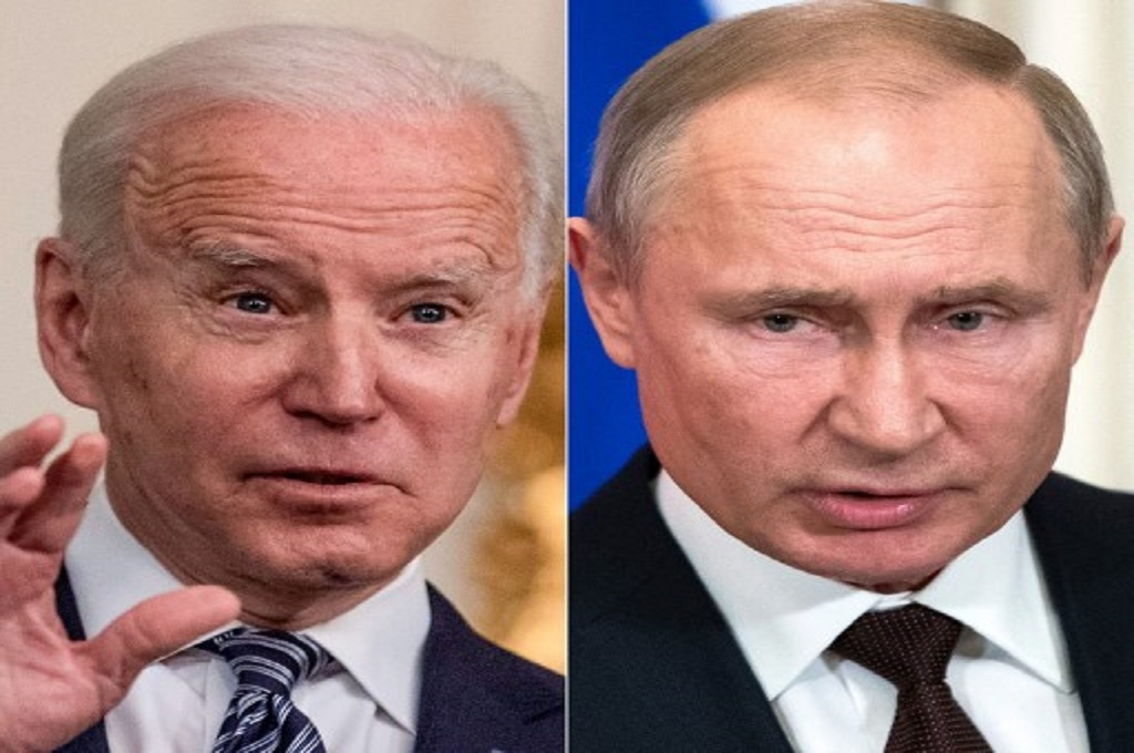 Presiden AS Joe Biden (kiri) dan Presiden Rusia Vladimir Putin. (Pavel Golovkin, Eric BARADAT / AFP / POOL)