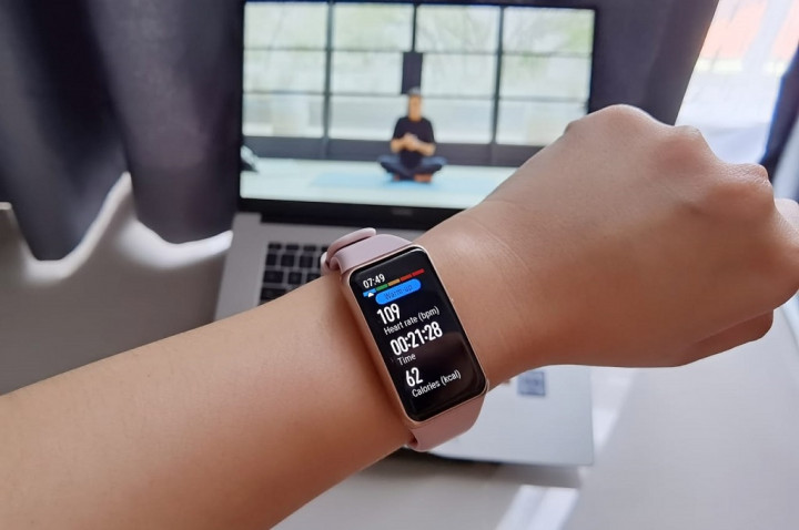 Huawei Band 6 Dukung Gaya Hidup Sehat dan Tampilan Modis