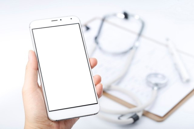 Gejala Awal Stroke dan Penanganan Pertama yang Bisa Dilakukan