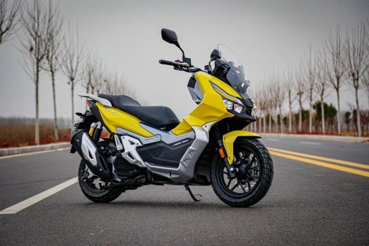 Wah, Honda ADV 150 Ada 'Kembarannya' dari Malaysia