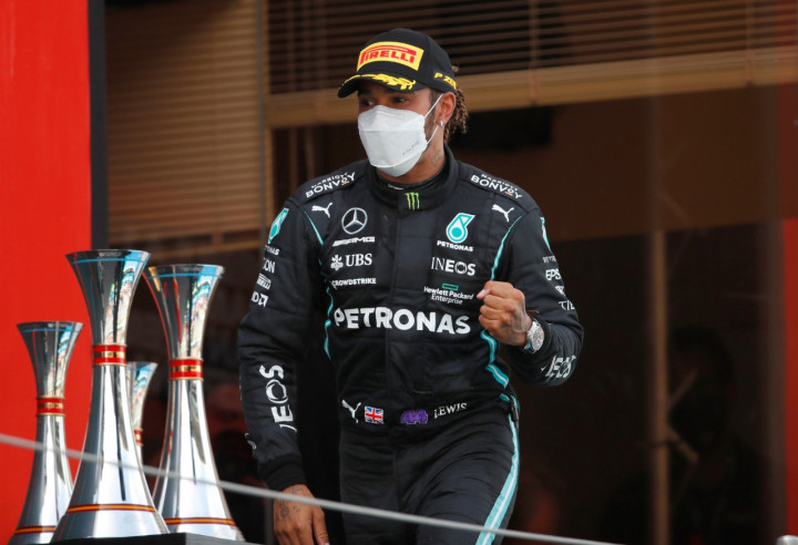 Mumpung di Atas Angin, Hamilton Tagih Kontrak Baru di Mercedes