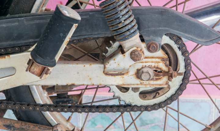 Menghilangkan Karat Di Motor dengan Bahan-Bahan Di Rumah