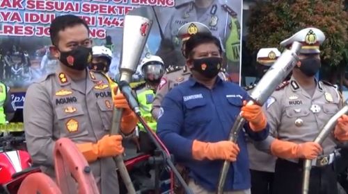 Jelang Malam Takbir, Polres Jombang Razia Knalpot Bising