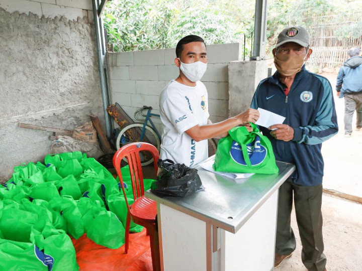 Ahmad Sahroni Center Salurkan Ribuan Paket Sembako