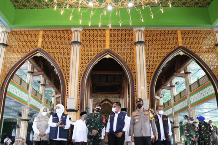 Khofifah Larang Warga Jatim Takbir Keliling