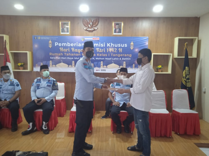 752 Warga Binaan Rutan Klas I Tangerang Dapat Remisi