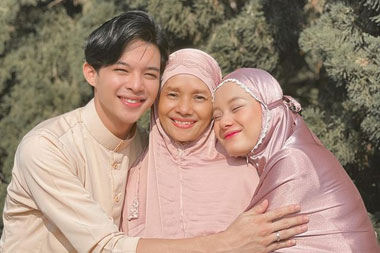6 Artis Rayakan Lebaran Pertama Bersama Pasangan