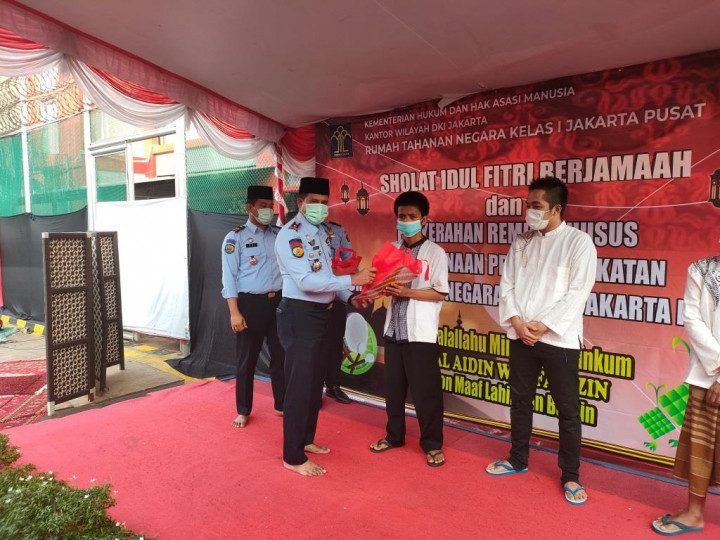 Dapat Remisi, 20 Narapidana Rutan dan Lapas Salemba Bebas