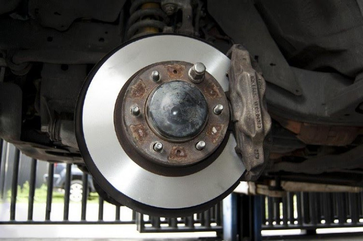 Ini Dia 5 Penyebab Rem Blong