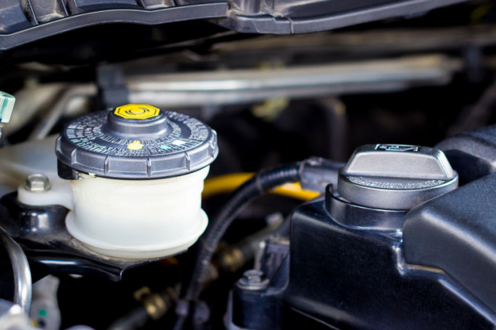 Mengenal Fungsi & Kerja Minyak Kopling