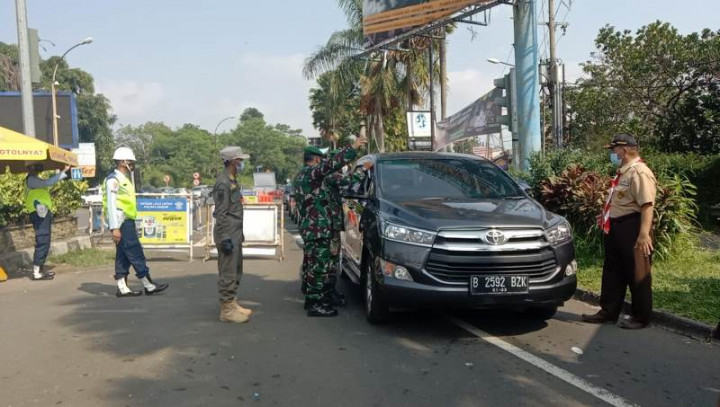 42 Ribu Kendaraan Menuju Tempat Wisata Diputar Balik