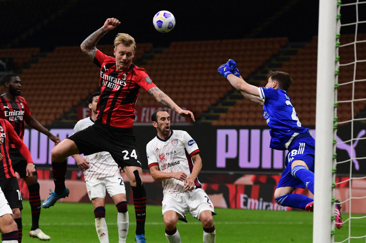 Milan Vs Cagliari: Tertahan 0-0, Posisi Rossoneri di Empat Besar Terancam