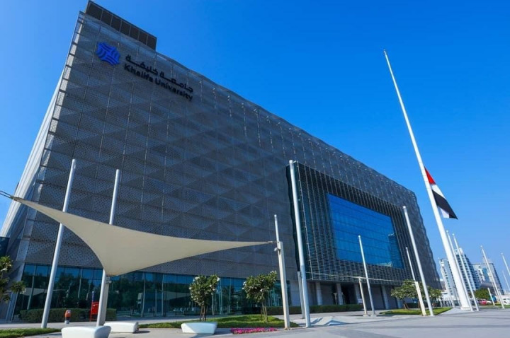 Tak Mudik, Ilmuwan Diaspora Lebaran dengan Saudara Serumpun di Abu Dhabi