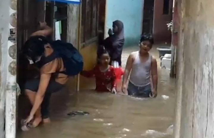 Permukiman di Kebon Pala Tergenang Banjir Luapan Kali Ciliwung