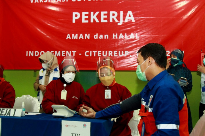 Tahap Pertama, 1.000 Karyawan Indocement Ikut Vaksin Gotong Royong
