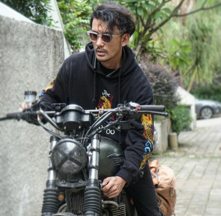 Pengalaman Rio Dewanto Kecelakaan Motor, Bukan Ditolong Malah Diajak Foto