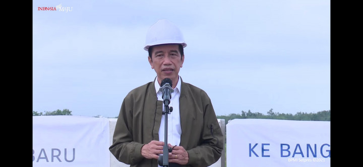 Jokowi Instruksikan Pembangunan Tol Pekanbaru-Bangkinang Dipercepat