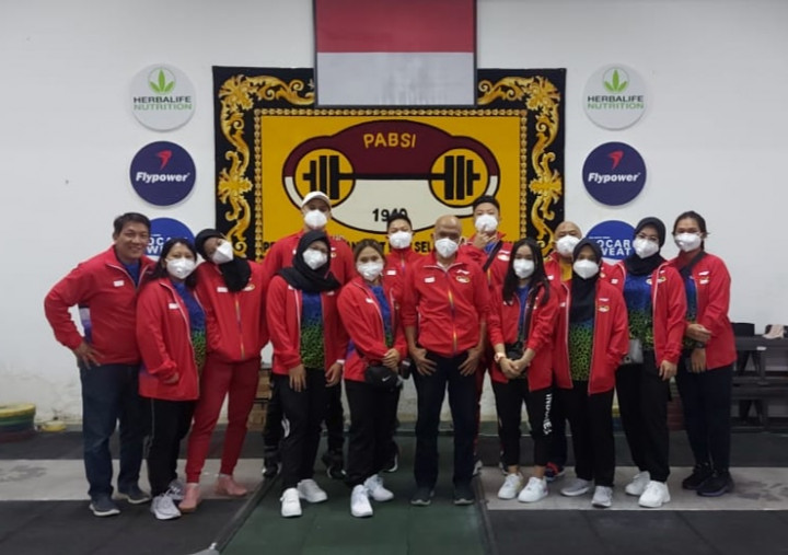 Tim Angkat Besi Indonesia akan Ikuti Kejuaraan Dunia di Uzbekistan